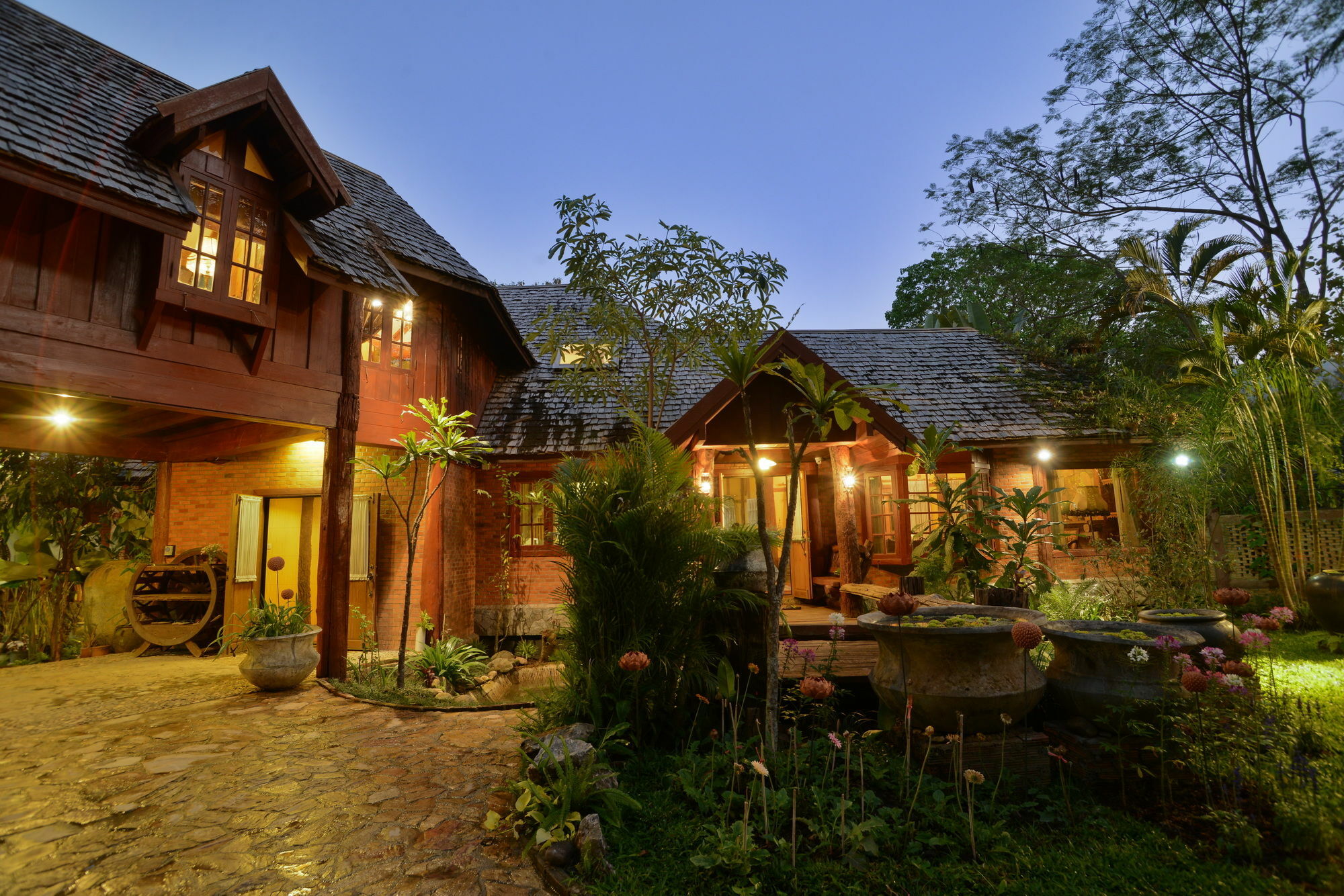 Chaiyo Vana Чиангмай Экстерьер фото